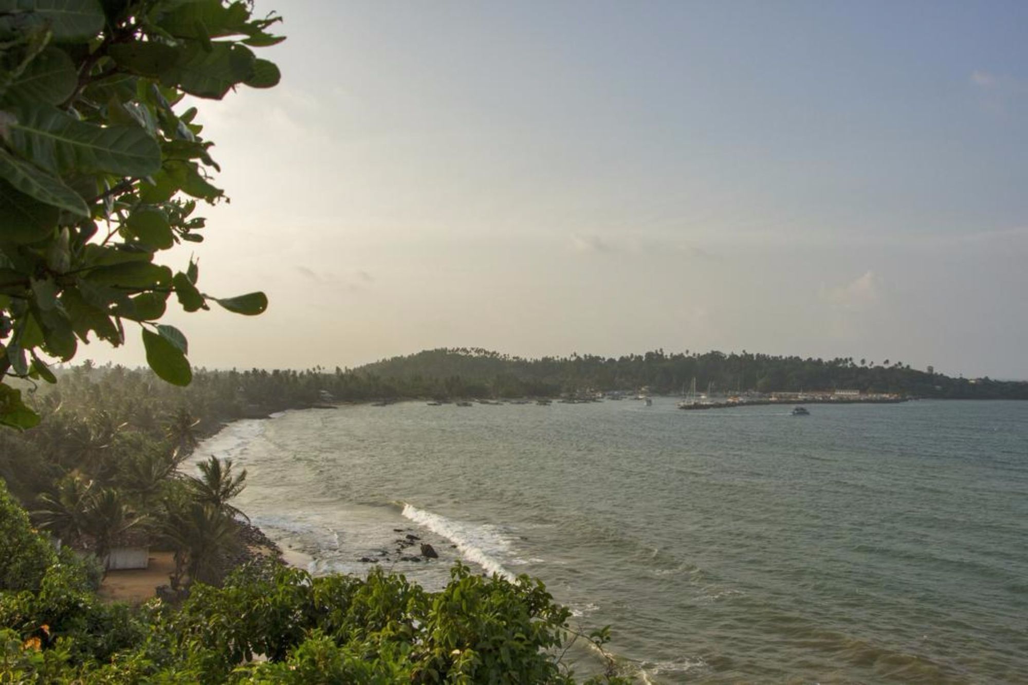 Red Cliffs Hotel Weligama Exterior photo